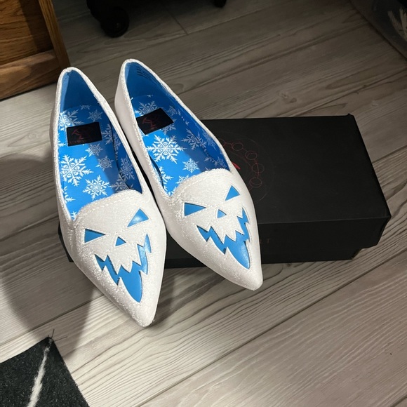 Strangecvlt dagger snow jack white velvet flats - Picture 4 of 4